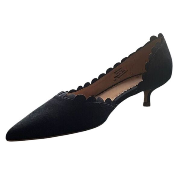 Journee Collection Taavi Navy Pointed Toe Heels Size 6.5 GREAT CONDITION - Picture 2 of 8